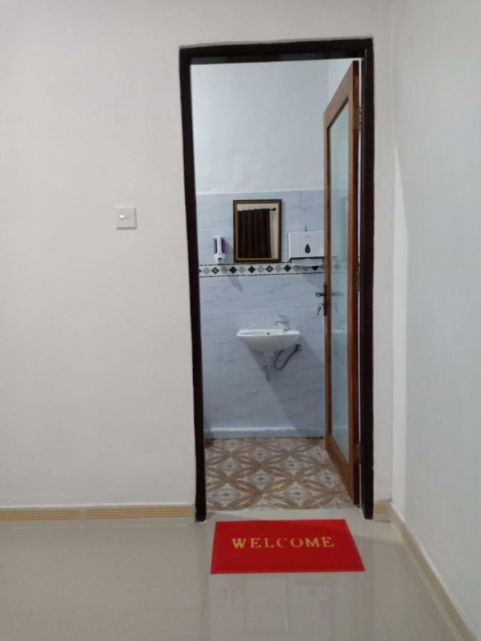 Santhi Guna Bungalow Toyapakeh Екстер'єр фото